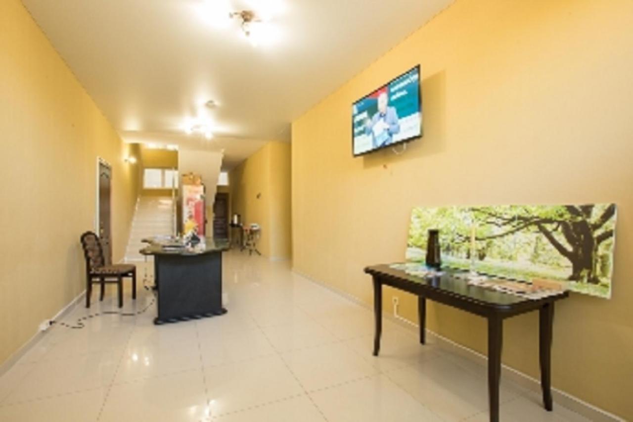 Calipso Sea Hotel Гагра Екстериор снимка