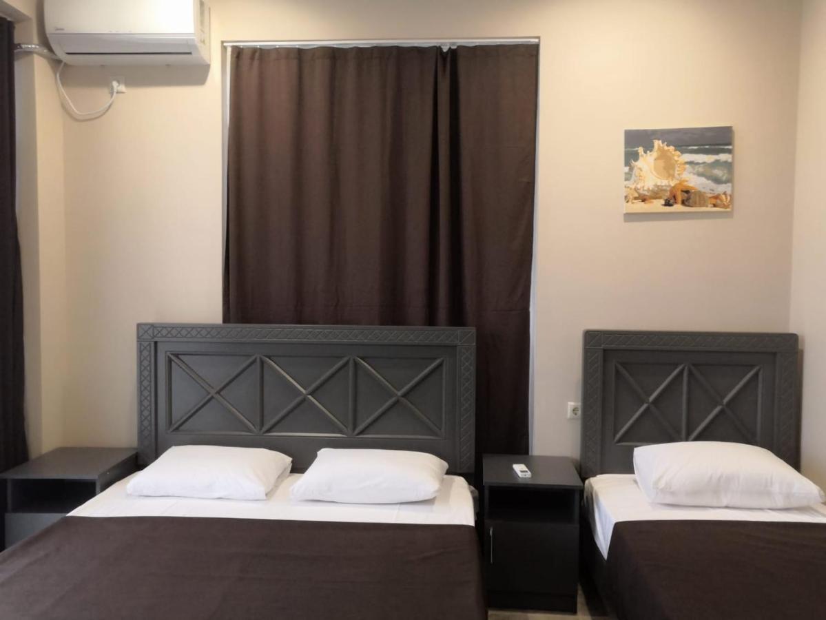 Calipso Sea Hotel Гагра Екстериор снимка