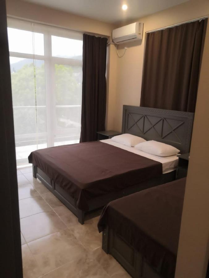 Calipso Sea Hotel Гагра Екстериор снимка
